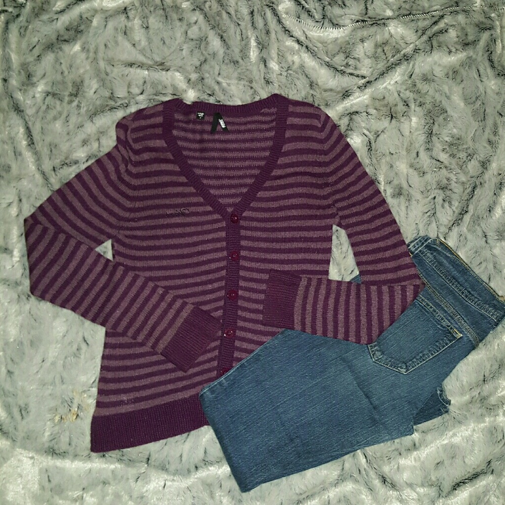 COPY - Vans cardigan sweater